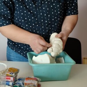 Enlever votre moule de main en alginate