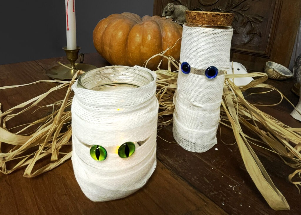 DIY-déco-Halloween-Photophore-luminaire-araignee