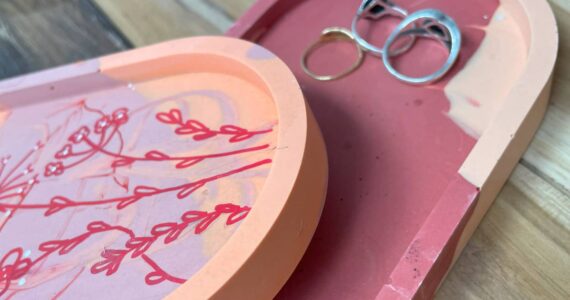 Teste Jesmonite : DIY spécial débutant pour apprendre à manipuler la Jesmonite.