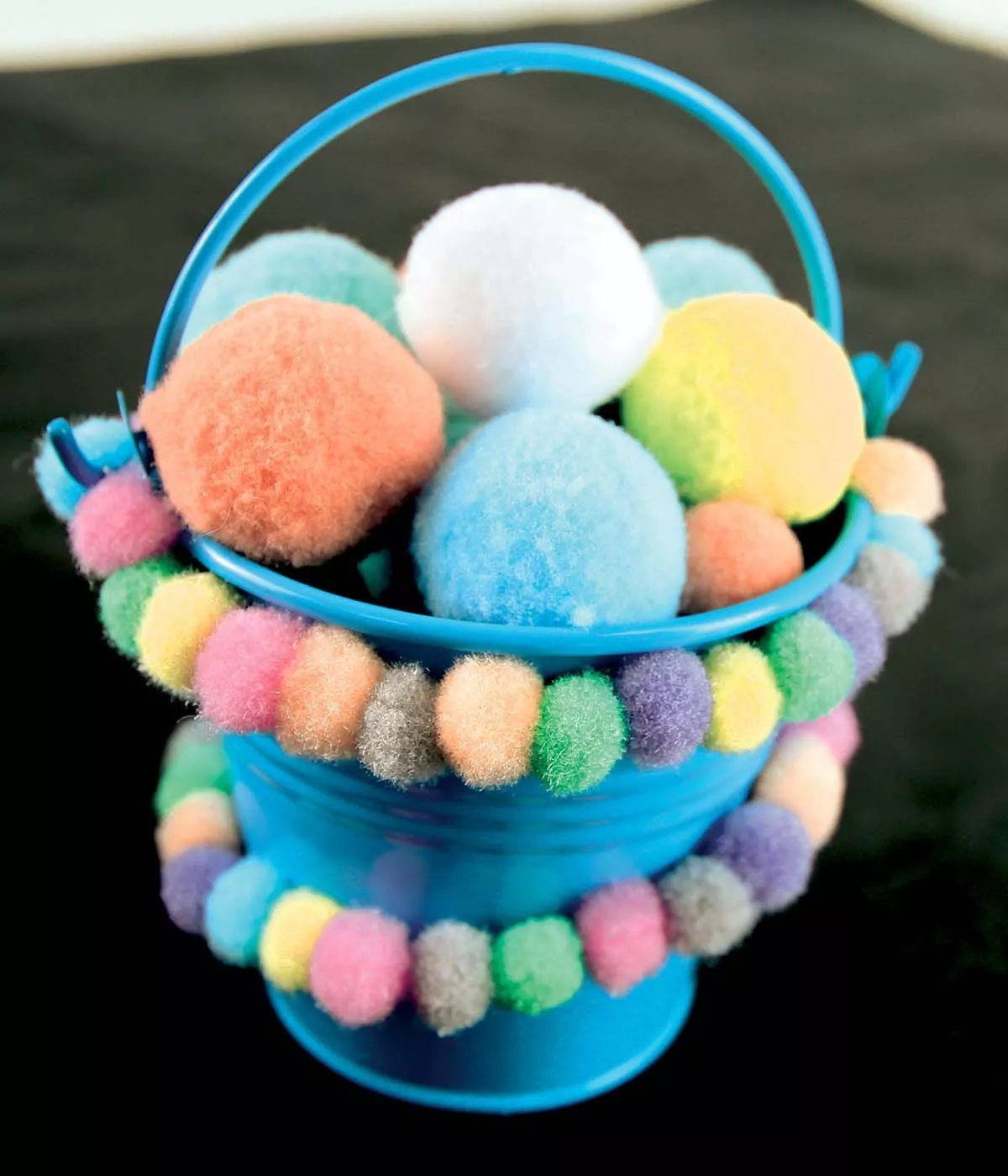 Mini pompons Couleurs vives...