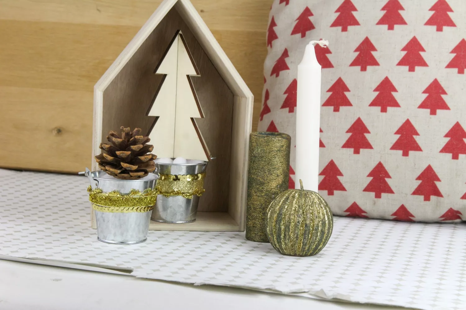 Seau en métal couleur zinc...