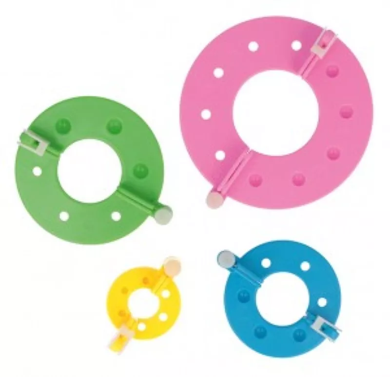 Appareils à Pompons 4 pièces