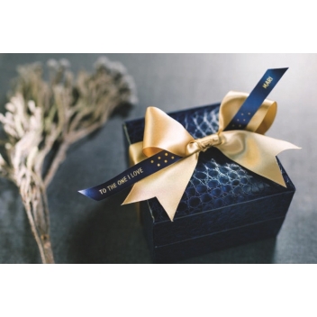 18700005 - 4977766770439 - Brother - Cartouche ruban Brother 12mm Tissu Doré sur bleu navy TZe-RN34 - 3