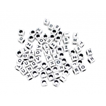 4678 - 3700443546789 - MegaCrea DIY - Perles lettres carrées noir blanc 0,6 cm 345 pièces
