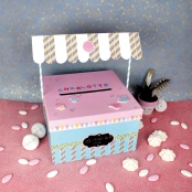 Urne carrée en carton pour cagnotte cadeau 24,5 cm