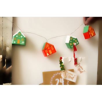 2140 - 3700443521403 - MegaCrea DIY - Guirlande de Noël Maisons en papier avec LED