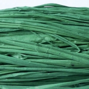 Raphia végétal vert jade en bobine 50 g