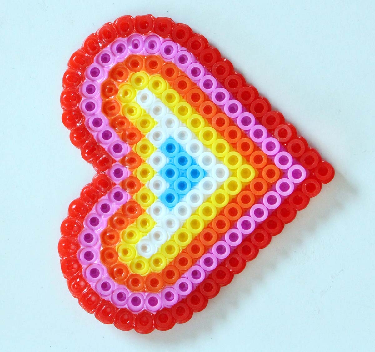 Modele Perle A Repasser Facile Coeur achat / vente : Plaque pour perles à repasser Rond et coeur 8 cm DIY