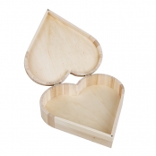 Boite en bois Coeur avec fermoir magnétique 25,3x24x6 cm